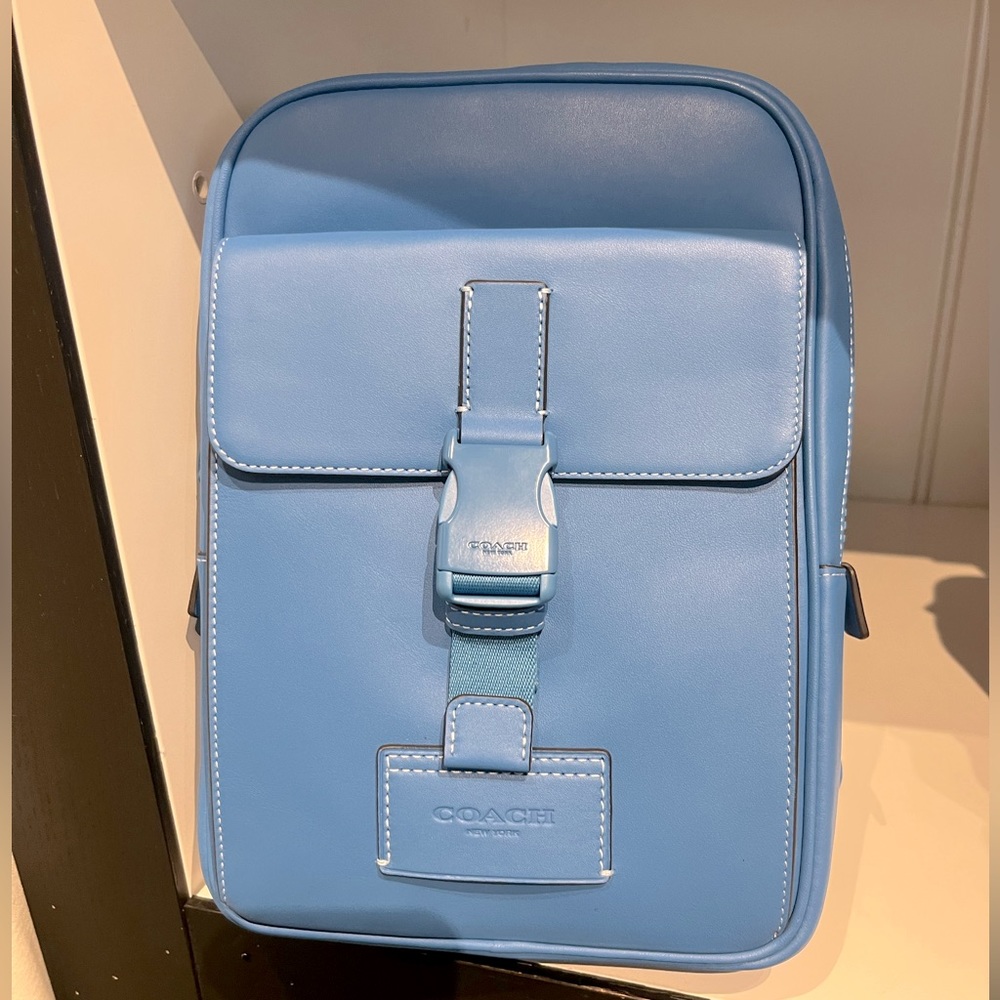 NWT Coach Outlet Track Pack - Picture 2 of 6
